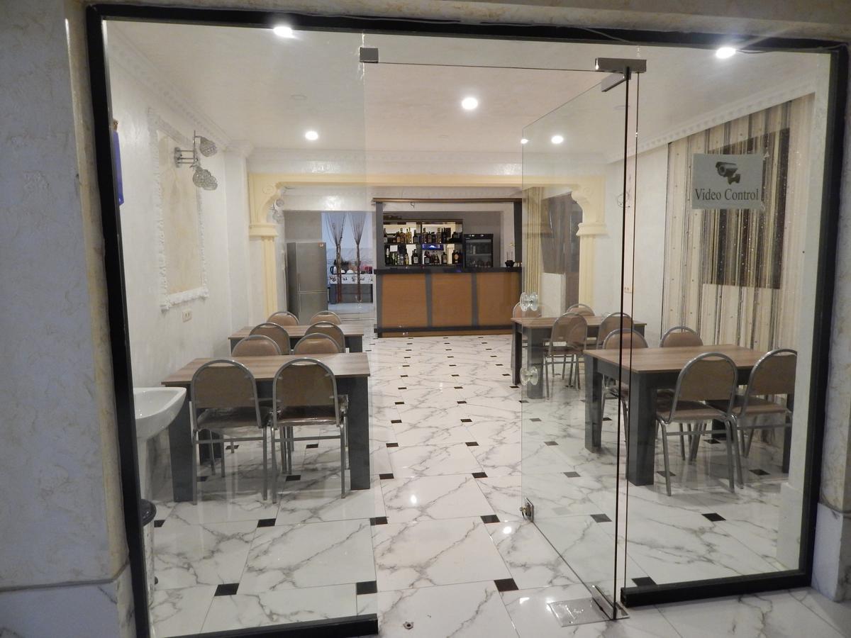 Black Sea Hotel บาทูมิ ภายนอก รูปภาพ